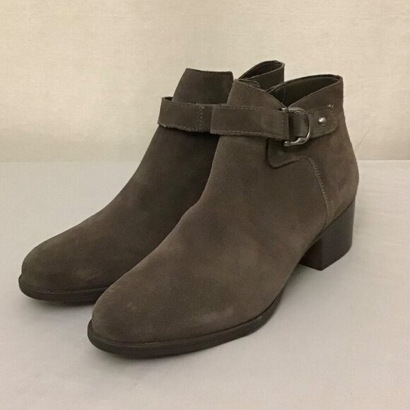 Naturalizer 7.5 Drewe Suede Ankle Women’s Boots Gray Chunky Block Heels Bootie - Picture 2 of 10